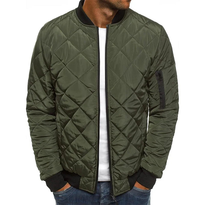 Men's stylish diamond pattern casual jacket, perfect for everyday autumn and winter wear. Comfortable outerwear.