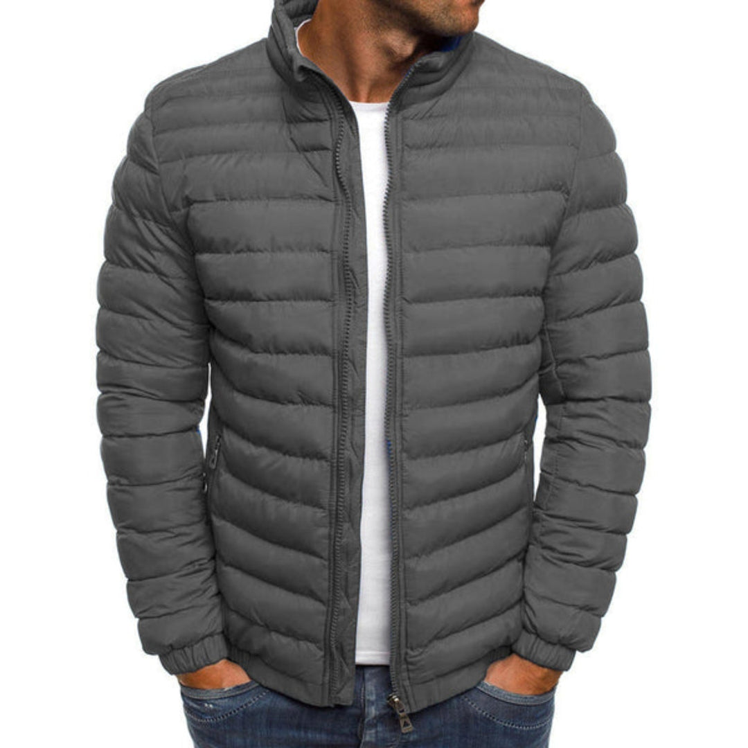 Breathable men's lightweight casual jacket, ideal for summer and spring wear. Comfortable & versatile men's fashion.