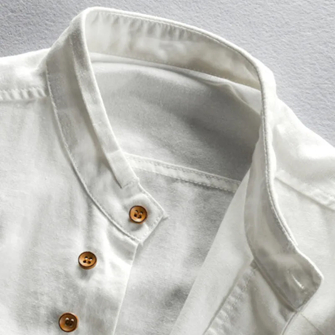 Professional men's long sleeve shirt, ideal for office & business casual. Versatile, sharp style for modern men.