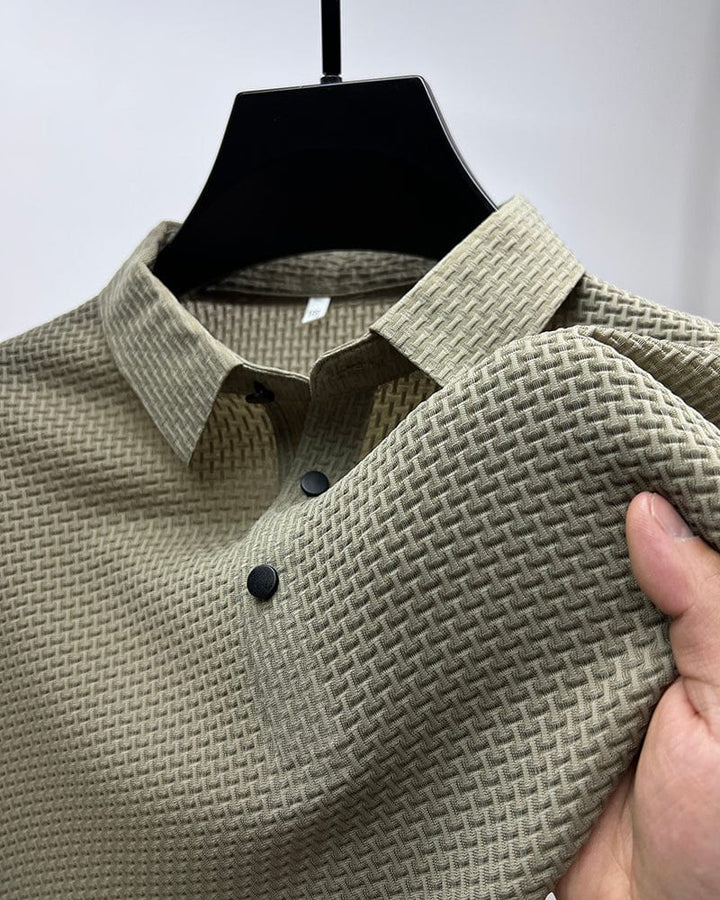 Stylish men's performance polo, a comfort wear shirt perfect for golf, featuring a breathable fabric.