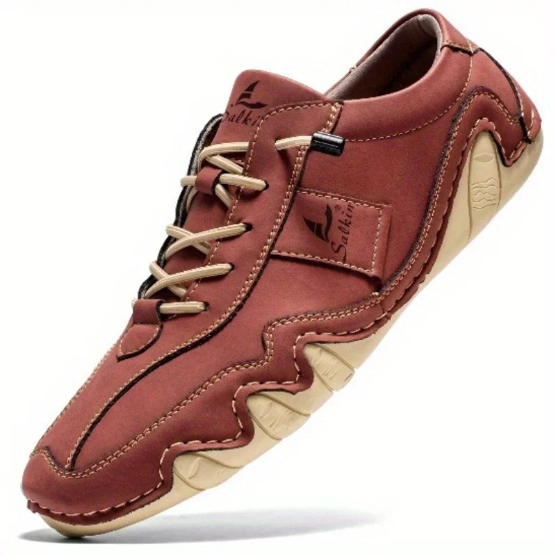 Comfortable retro barefoot men's shoes, lace-up for stylish everyday wear and flexibility.