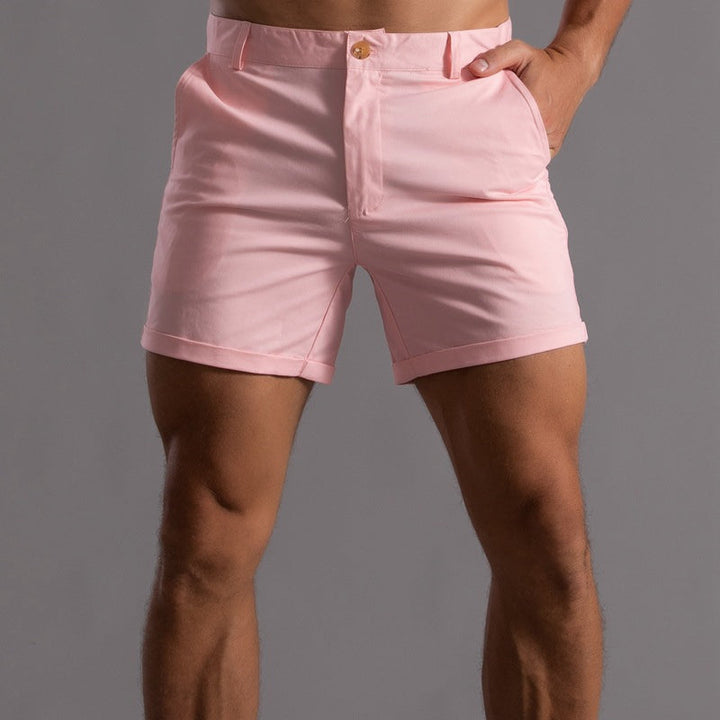 White men's tailored chino shorts, ideal for a comfortable and stylish summer look.