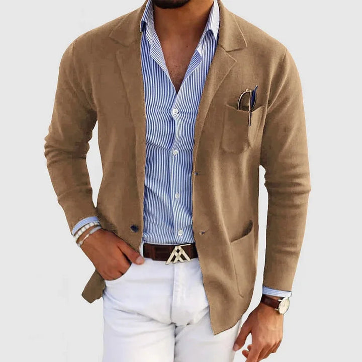 Sharp men's tailored blazer, enhancing business casual or smart casual attire. Designed with functional flap pockets.