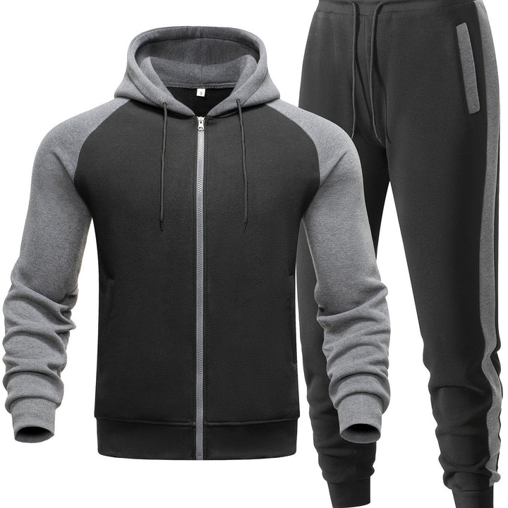 Stylish men's versatile hoodie & jogger set, ideal for activewear, casual outings, or relaxation.