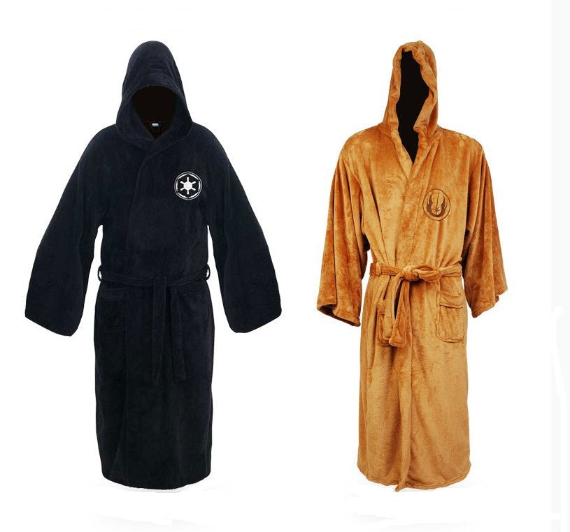 Men's ultra-cozy hooded long bathrobe, perfect for warmth & relaxation after shower.