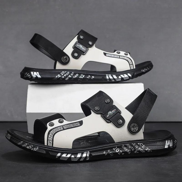 Comfortable men's urban outdoor sandals featuring adjustable straps, modern design, and cushioned sole.