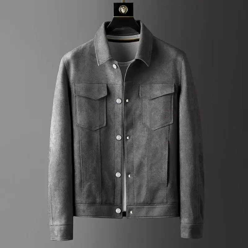 Detail shot: Men's versatile brown urban style jacket, showcasing classic fit and quality outerwear.