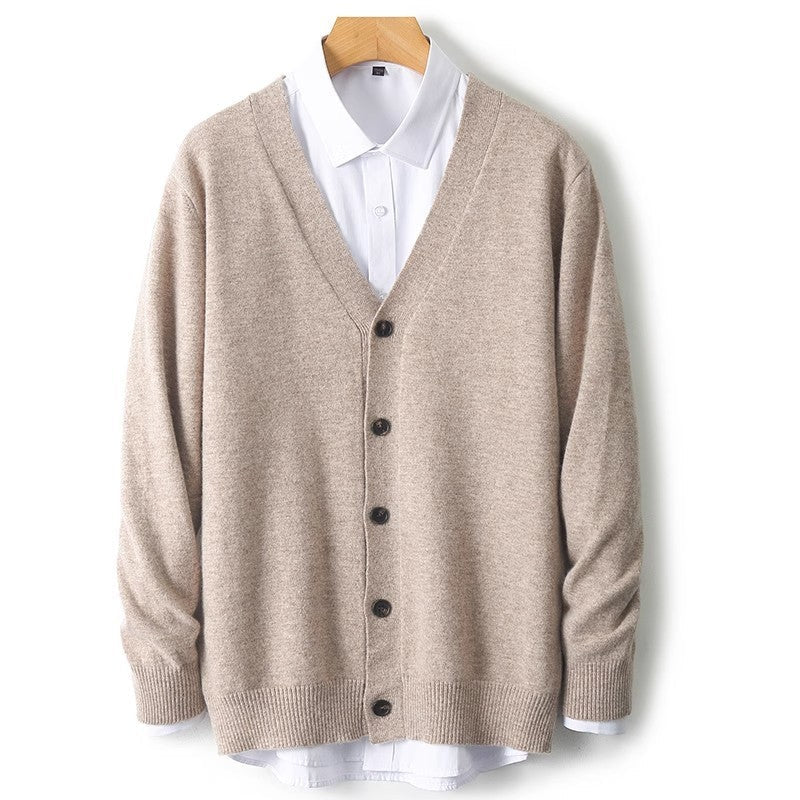Comfortable men's button-front cardigan sweater, perfect for casual or stylish layering. Long sleeve knitwear.