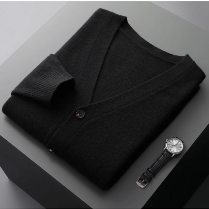 Everyday men's V-neck cardigan, comfortable knitwear for fall fashion & winter layering.