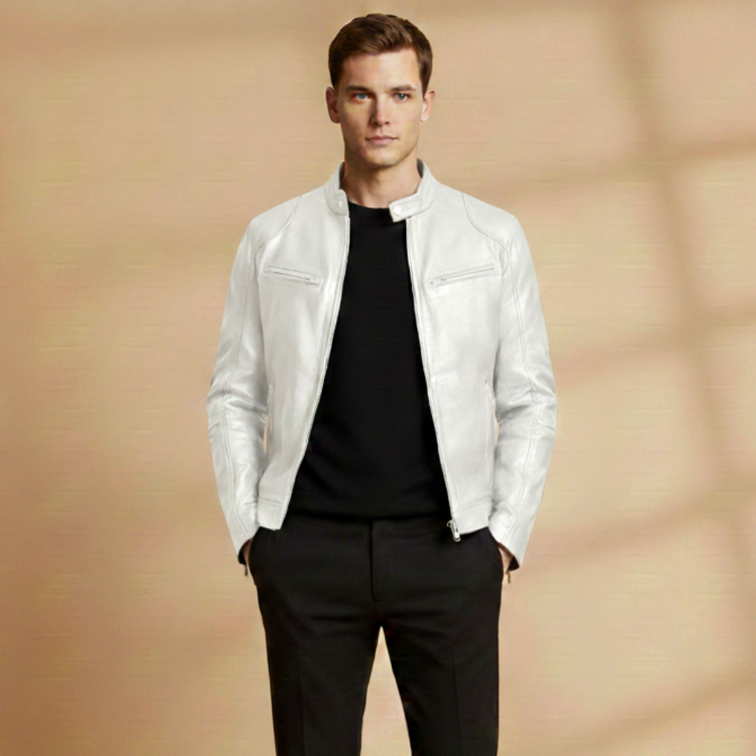 Practical men's fashion jacket, perfect for everyday wear, adjustable cuffs.