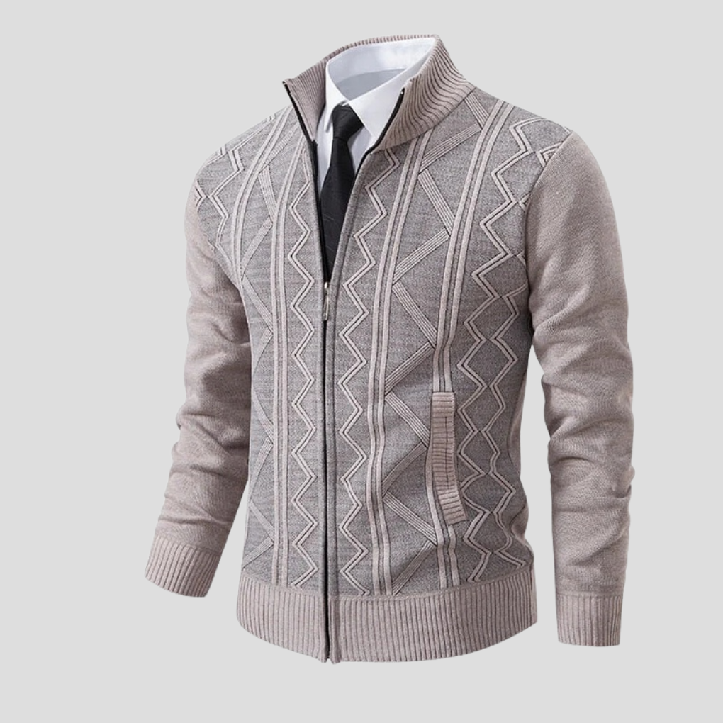 Comfortable men's knitwear cardigan, regular fit. Ideal for casual style and warm layering during fall and winter.