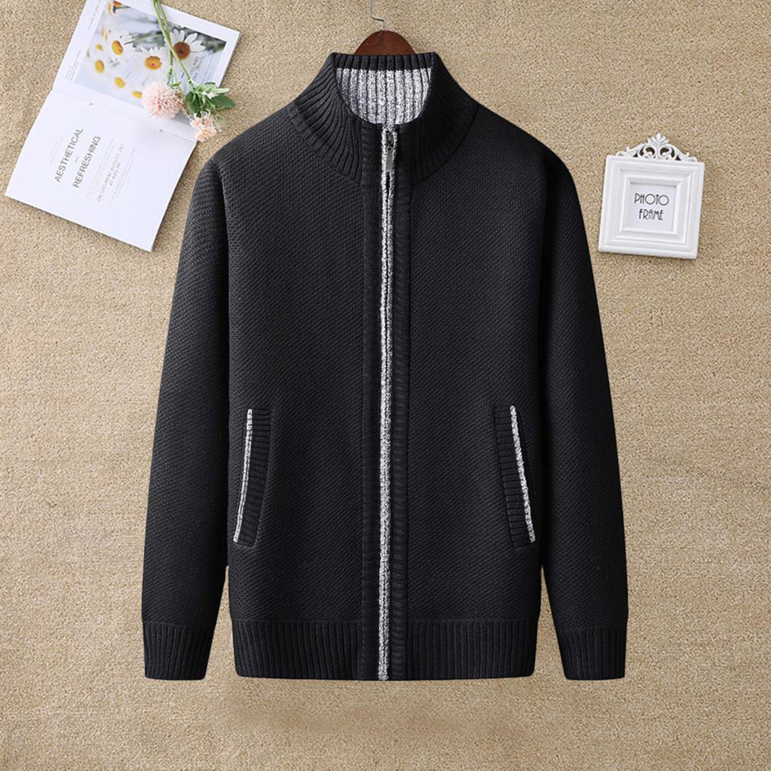 Men's versatile zip-up jacket, stand collar, ideal for everyday layering outerwear.