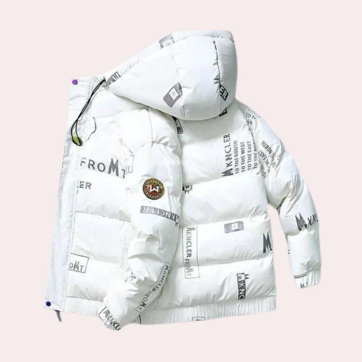 Men's casual winter jacket, comfortable fit, offering warmth & a stylish design.