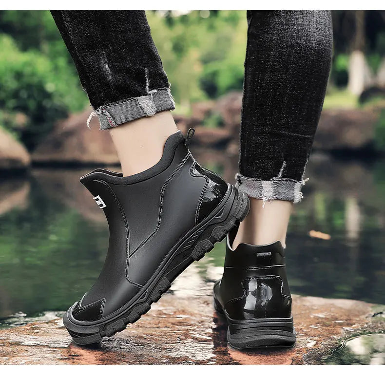 Practical men's waterproof outdoor boots. Excellent ankle footwear for winter hiking & cold weather.
