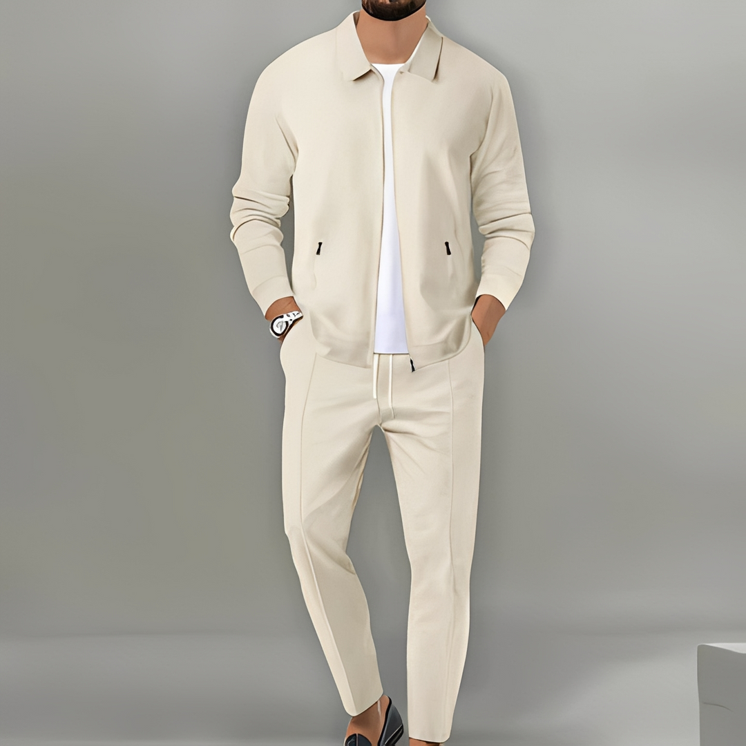 Stylish men's tracksuit set with zip-up jacket & matching pants. Perfect casual sportswear outfit.