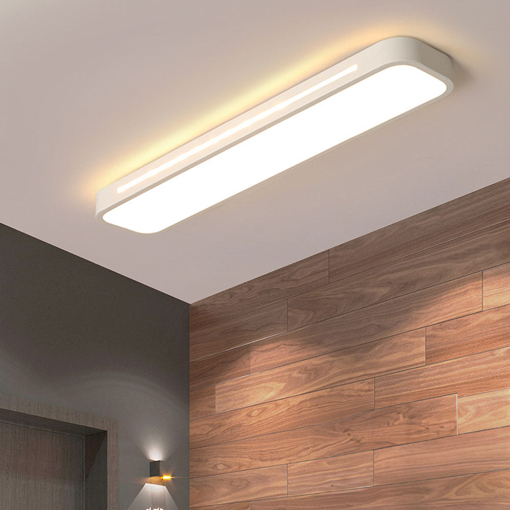 Modern LED ceiling light with a long minimalist design, ideal for contemporary spaces.