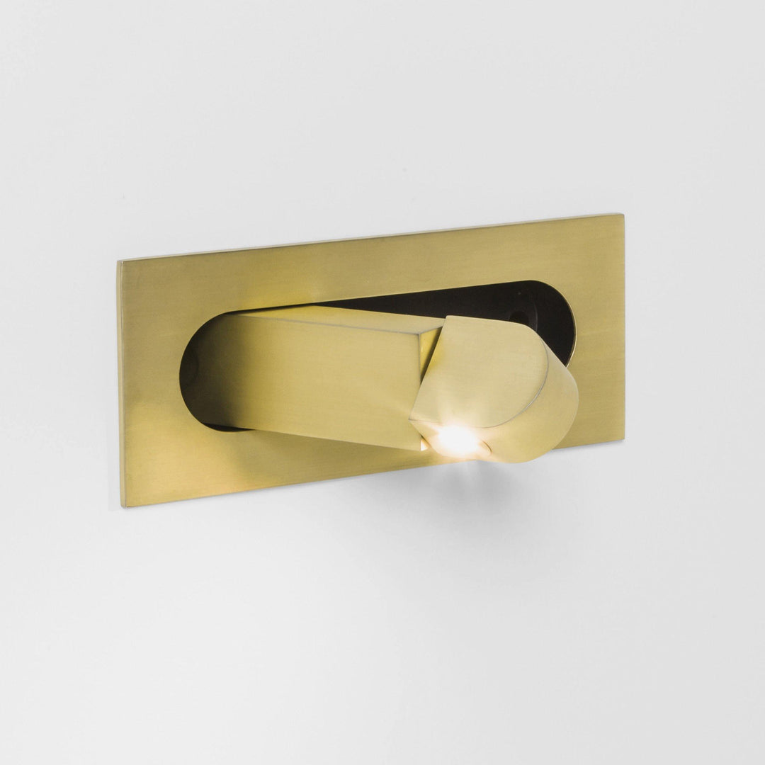 Bedroom reading lamp, modern LED wall-mounted and fully adjustable.