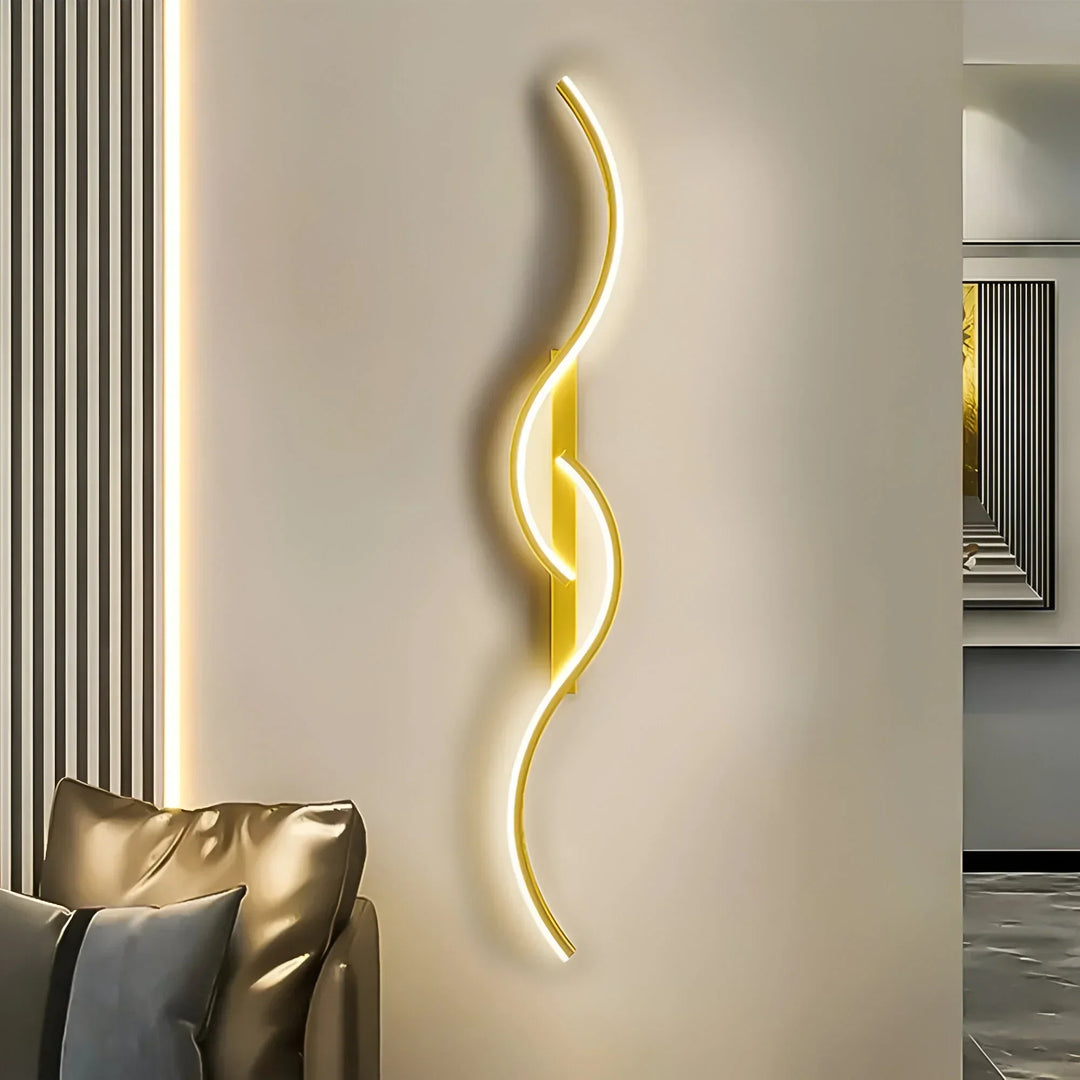 Modern arc LED wall lamp with sleek design. Dimmable wall sconce for stylish home interior lighting.