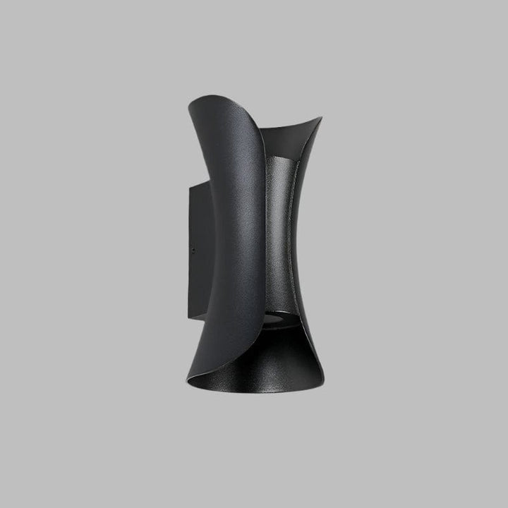 Waterproof LED wall lamp, stylish for indoor & outdoor use. Modern design, perfect accent lighting.