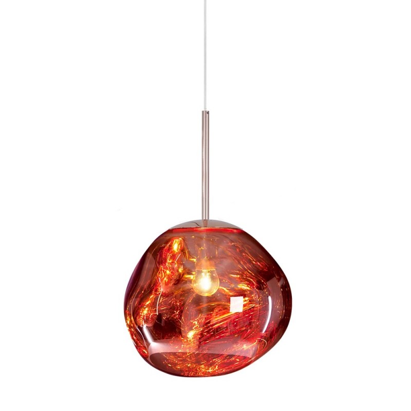 Gold Melt pendant lamp, modern lighting fixture, creates an inviting atmosphere.