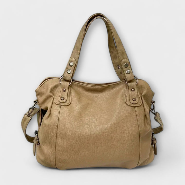 Summer style women's shoulder bag, a sleek and chic accessory for warm-weather fashion.