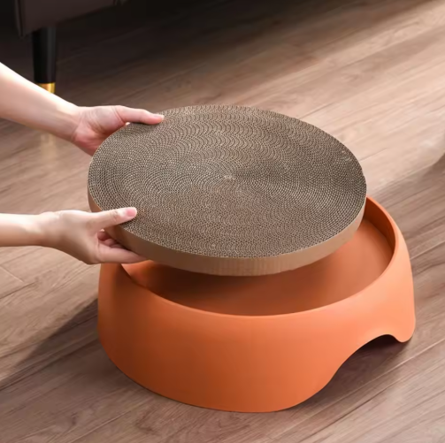 Cats will love this durable cat toy & bed. Features a sisal scratching surface and a plush sleeping area.