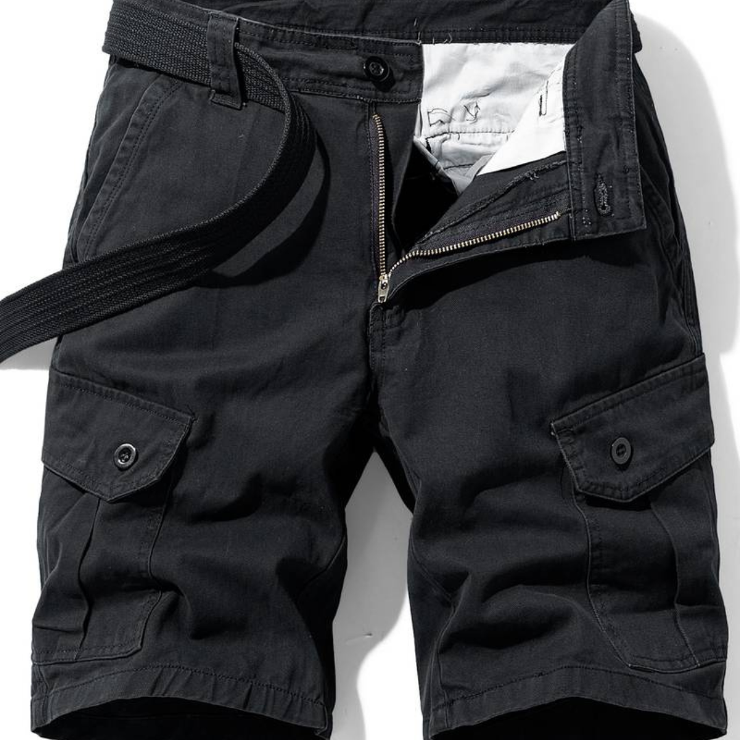 New men's durable multi-pocket khaki cargo shorts, ideal for casual outdoor wear