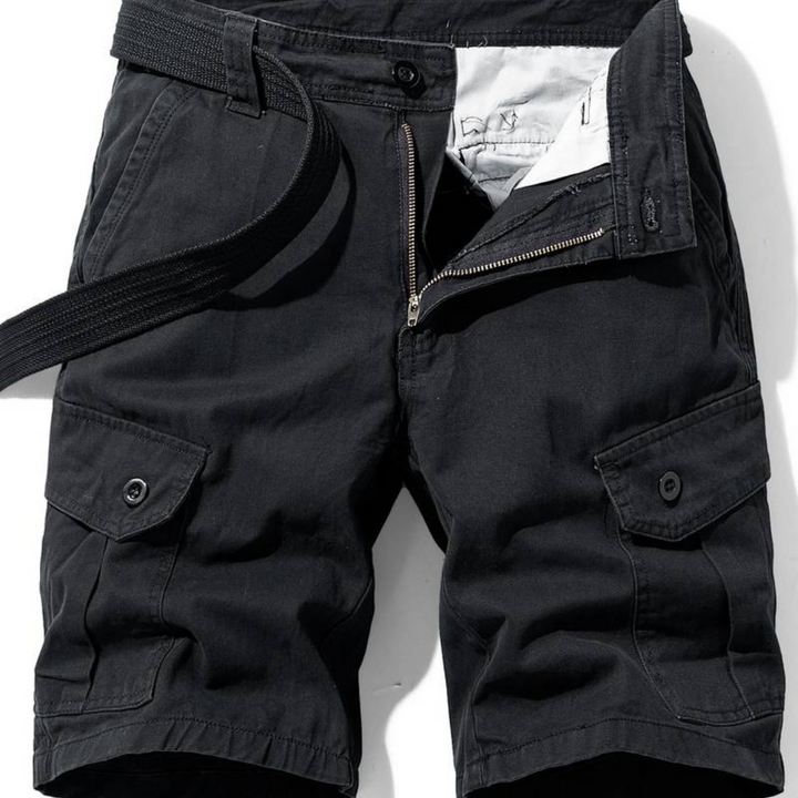 New men's durable multi-pocket khaki cargo shorts, ideal for casual outdoor wear