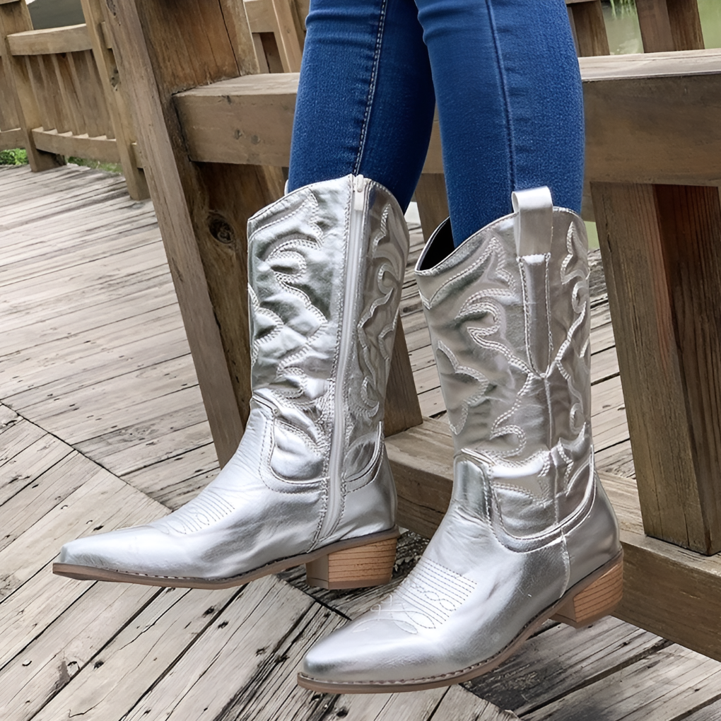 Casual women's mid-calf Western boots featuring a chic pointed toe, versatile for everyday fashion.
