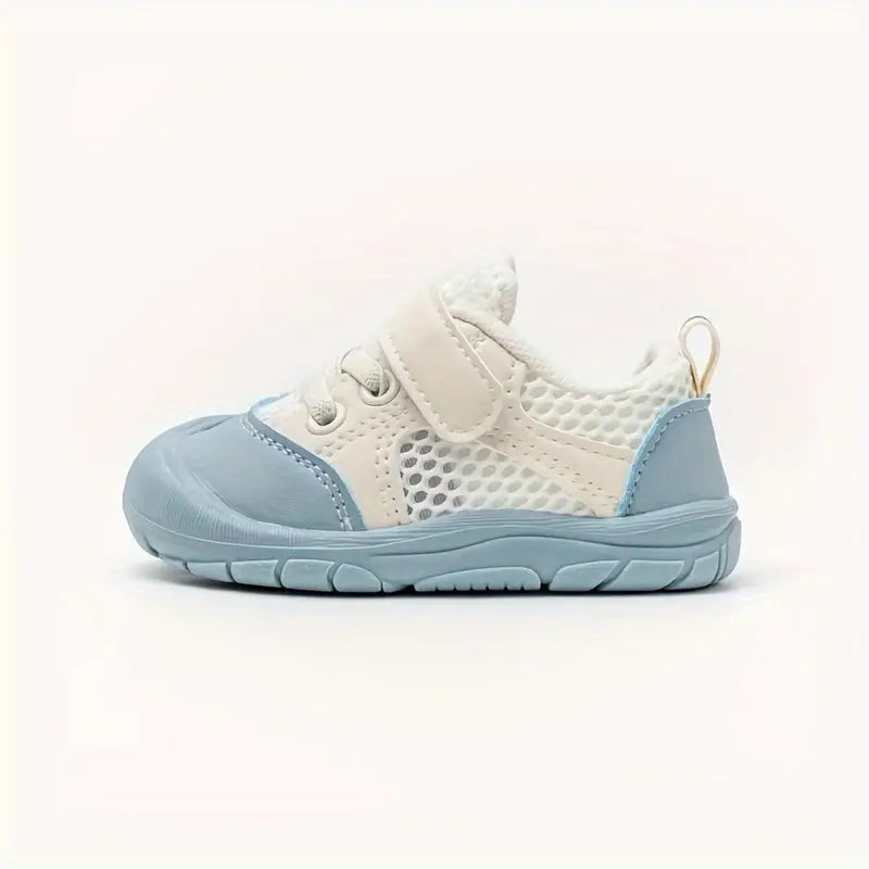 Top down view of slip-on baby barefoot shoes, emphasizing flexible design for unrestricted foot growth.