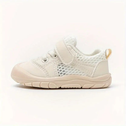 Unisex baby footwear: flexible, soft-soled barefoot shoes for natural foot development and easy first walks.