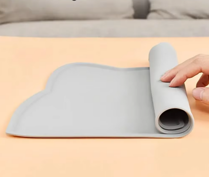 Easy-clean non-slip cat bowl mat, perfect for preventing pet food and water spills, keeps feeding area tidy.
