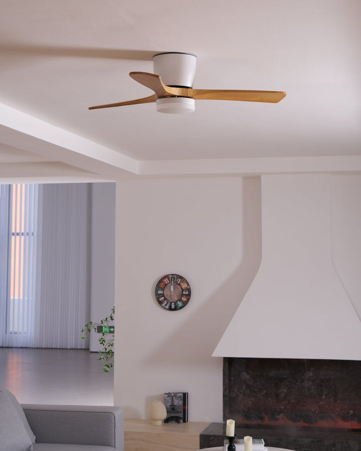 Practical wooden ceiling fan with LED light. Remote-controlled, quiet, suits modern & Nordic homes.