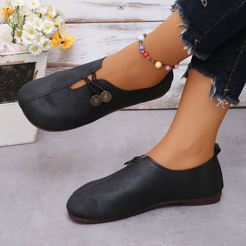 Women's minimalist walking shoes with orthopedic comfort, designed for daily wear and supportive functionality.