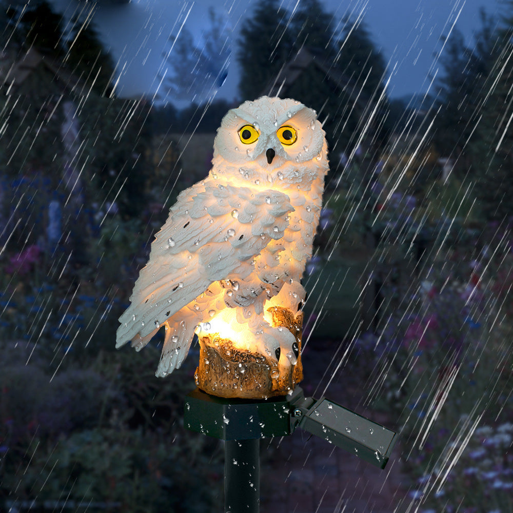 "Outdoor solar owl lamp set with LED lights, intricate details, eco-friendly lighting, ideal for gardens and patios."