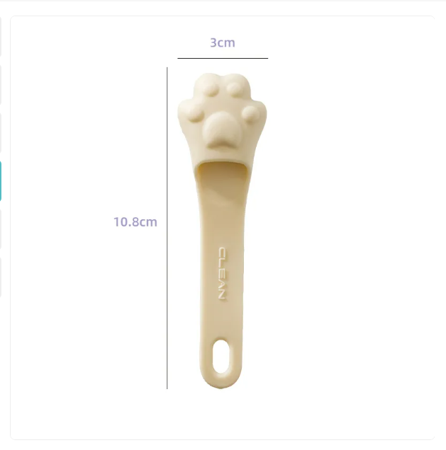 Gently cleans dog's tongue with cute paw design scraper. Promotes fresh breath & dental care.