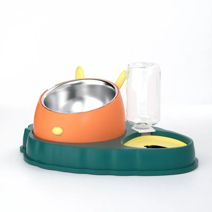 Modern pet feeding station with automatic water. Perfect for busy pet owners ensuring continuous hydration.