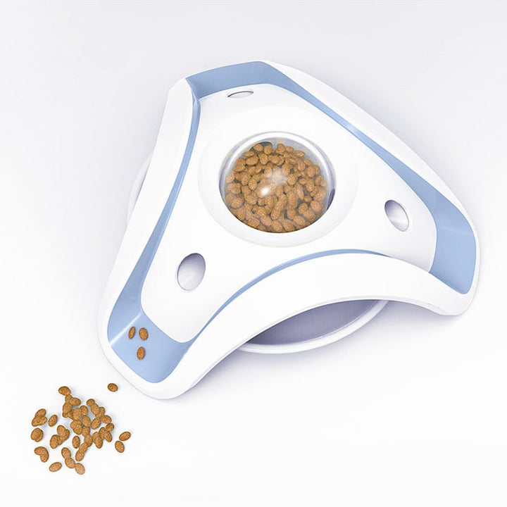 Dog & cat slow feeder bowl with 3D maze for mental stimulation and controlled eating.