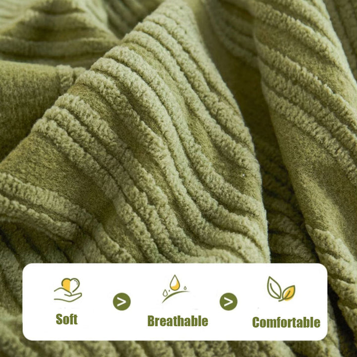Elegant pet-friendly jacquard couch cover, washable, stretch for ultimate protection.