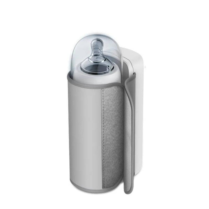 Essential portable baby bottle warmer for parents; rechargeable, ensures perfect milk temp for fuss-free feeding on trips.