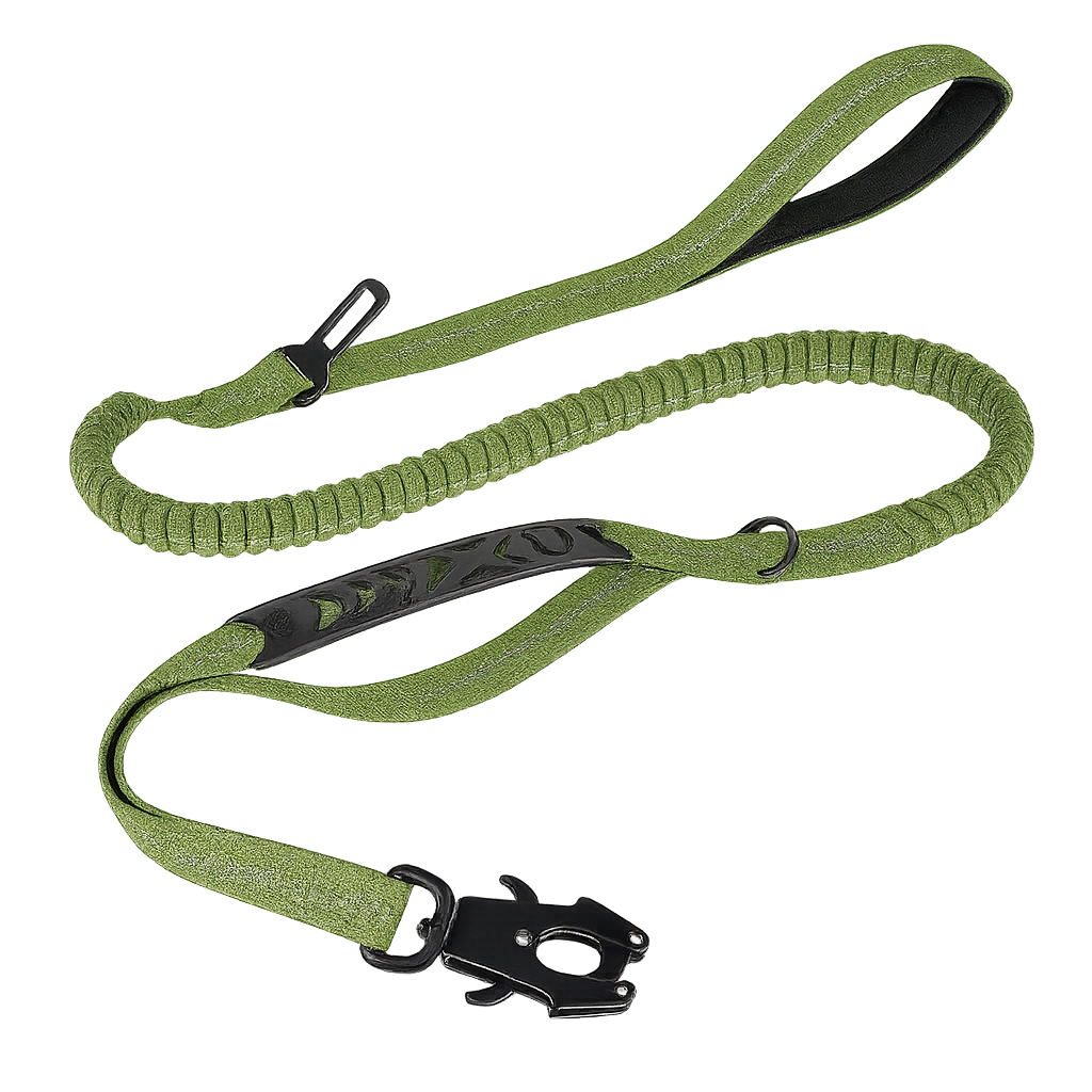 Heavy-duty dog leash for large breeds, featuring reflective design & car seatbelt clip for safety.