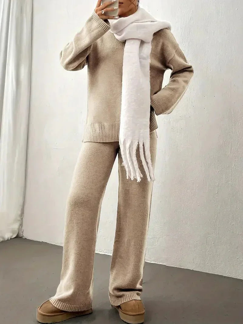 Women's black relaxed fit spring set, perfect cozy matching outfit for casual fashion.