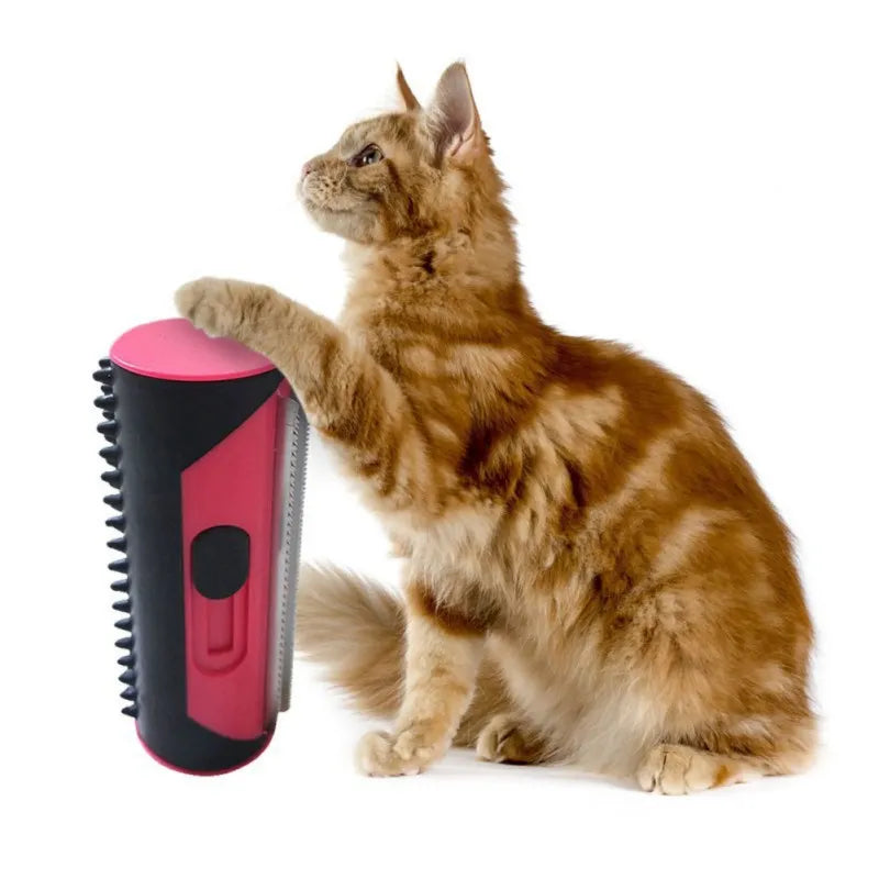 Self-cleaning pet fur grooming roller for efficient dog & cat hair removal. Keeps homes tidy.