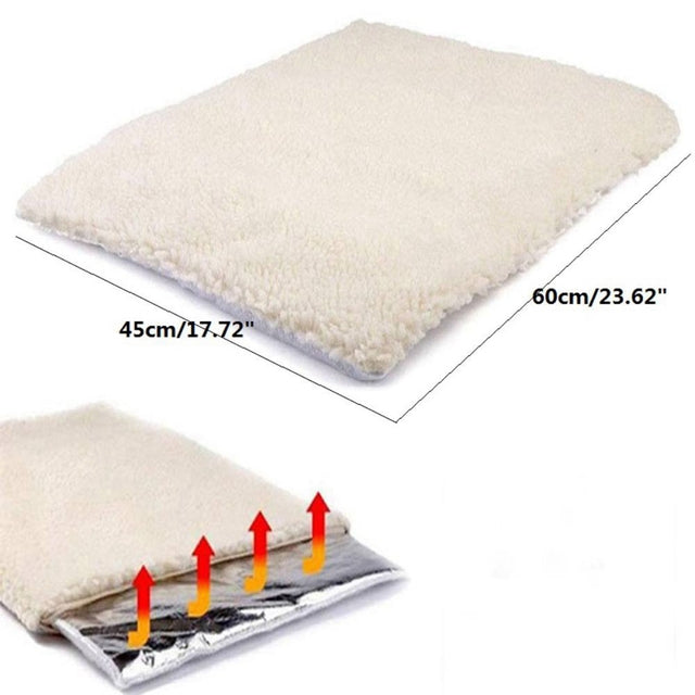 Soft, self-warming cat mat. Washable pet bed insert for ultimate feline comfort and a warm rest.