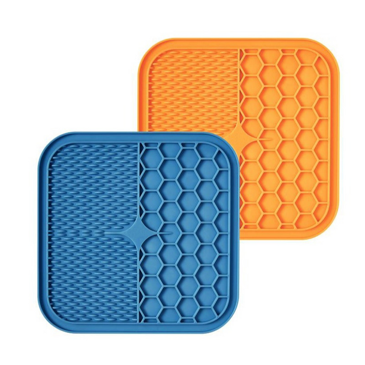 Dog lick mat & treat pad for stress relief. A slow feeder pet enrichment toy, great for bath time or boredom.