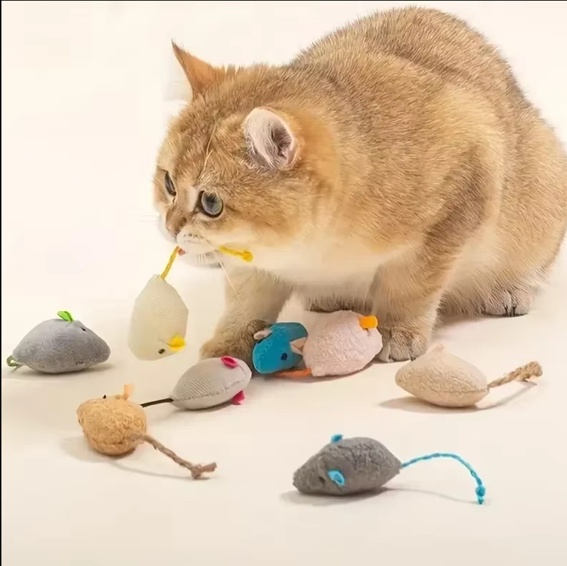 Set of plush mice cat toys for interactive & instinctive play, enriching indoor cats & kittens. Soft prey.