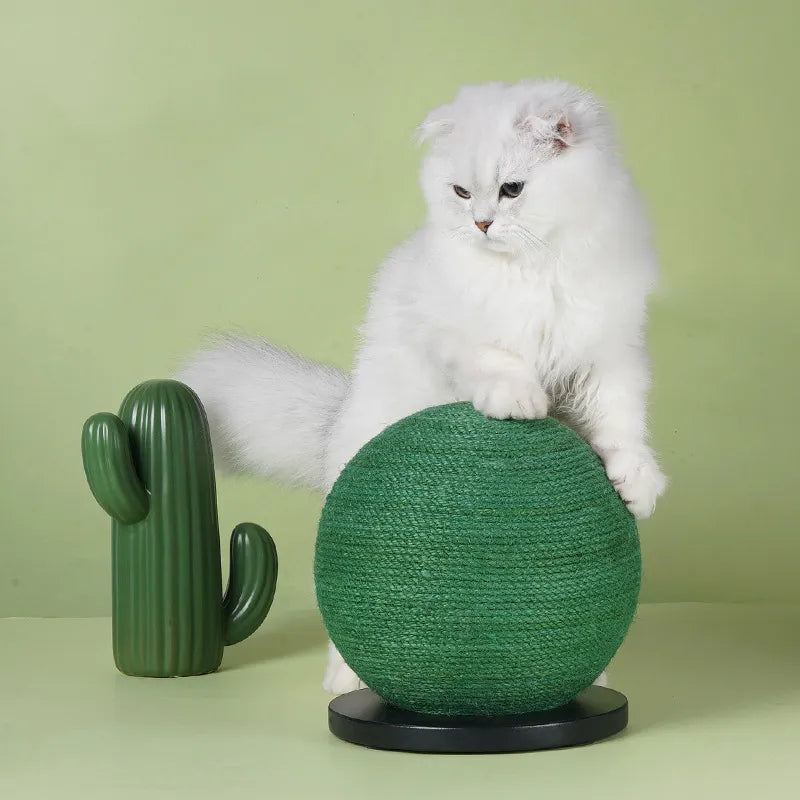 Close-up of a sisal scratching ball, a high-quality cat toy for active play & natural claw maintenance.