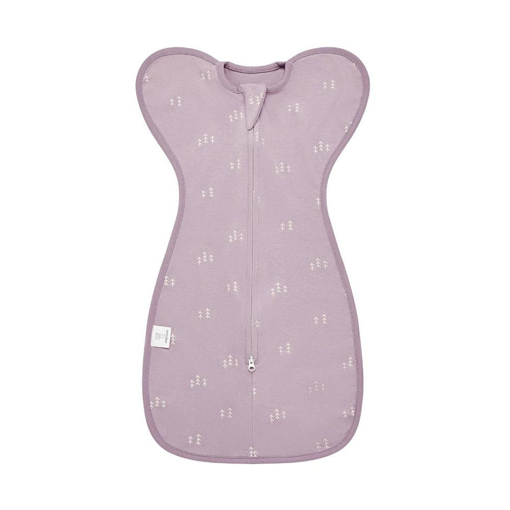 Gentle newborn cotton swaddle, a comfy and safe sleeping bag for infants' peaceful sleep.