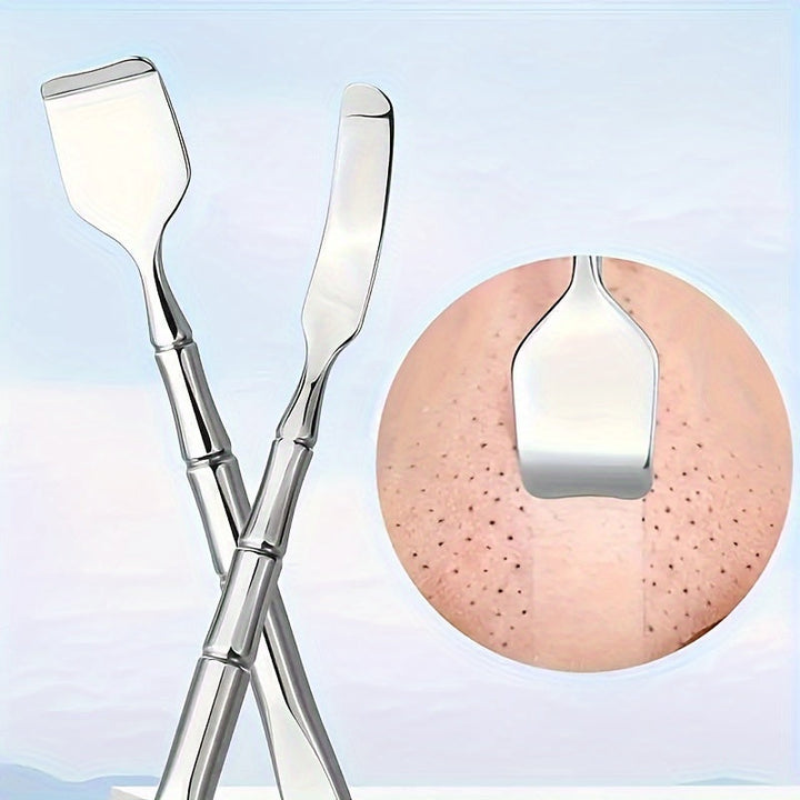 Ergonomic double blackhead remover for precise pore cleaning and effective acne treatment.