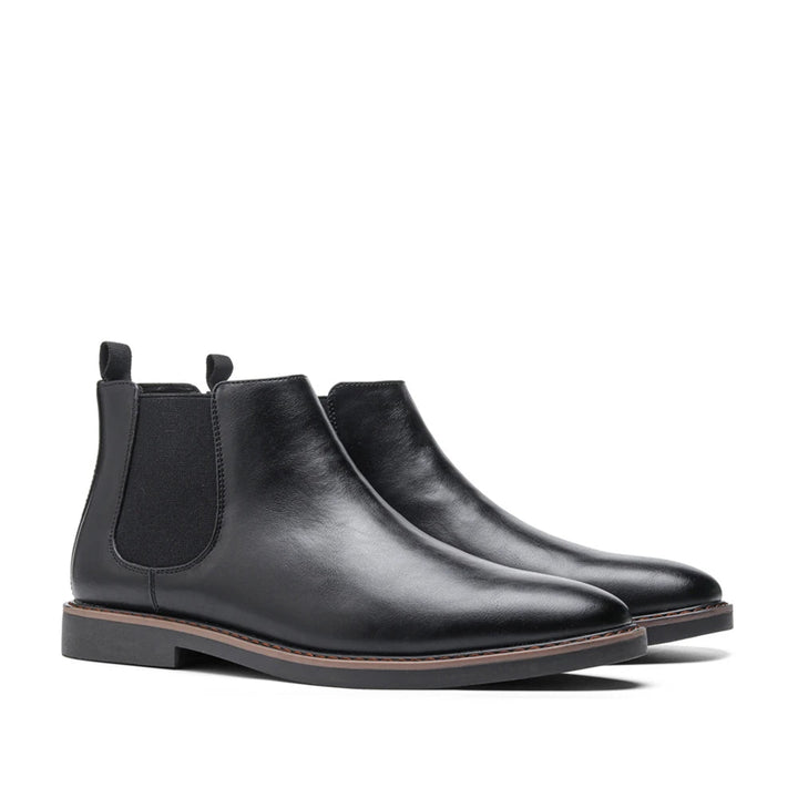 Premium men's footwear: stylish ankle boots, designed for ultimate comfort and durable everyday wear.